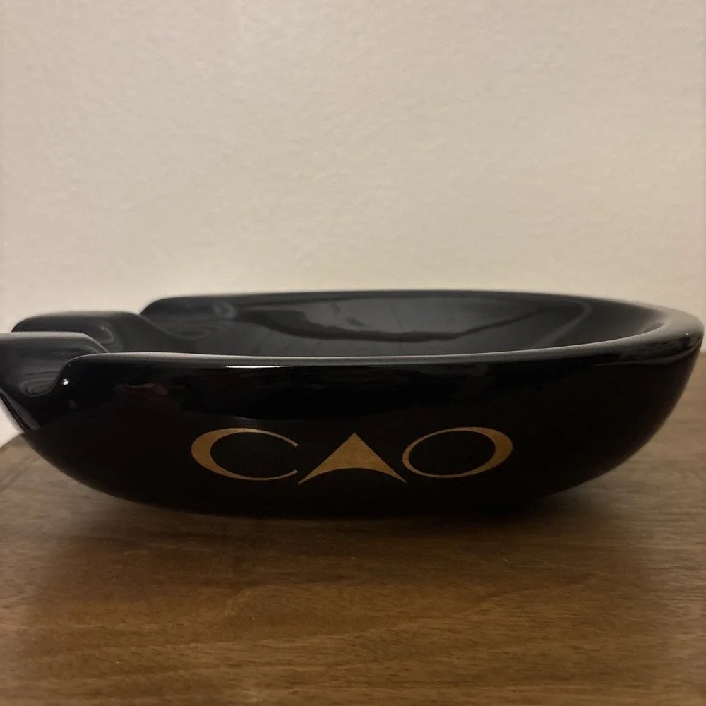 CAO Black 3 Finger Rest Large Cigar Bowl Ashtray Gold Logo Aficionado Tobacciana